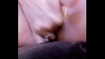 Perempuan Jalang Itu Mengirimiku Video Memohon Untuk Dikentuti