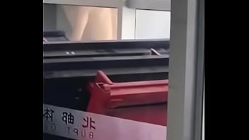 北邮体育馆激情门事件，深夜狂欢内幕曝光