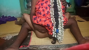 Bibi India Yang Seksi Menggoda Dan Menggila Dengan Pacar Tirinya Yang Muda