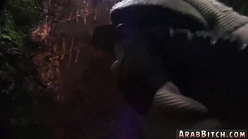 Gadis Lebanon Arabis Digilir Habis-habisan Di Rumah Barunya