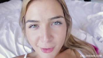 Kakak Tiri Blair Williams Yang Menggoda