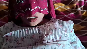 Bhabhi Ka Jism Lehrane Lagi Devar Pe, Gaon Ki Garmi Bhari Subah Mein Chudai Ka Maza