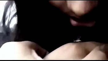 Gadis India Seksi Yang Menggoda Dan Penuh Gairah