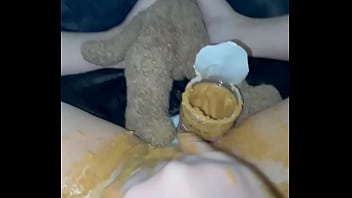 Selipkan Selai Kacang Creamy Amerika Ke Dalam Memek Merah Muda Perawan Remaja 18 Tahun – Amatir Saudi Terbaik – Putri Salju Arab – Masturbasi Ekstrem – Fetish Makanan Kinky Hardcore – Los Angeles – Amerika Serikat – 2025 – Us