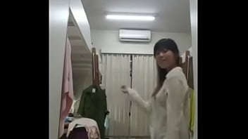 Mantan Kekasih Cindo Seksi Menggoda Dengan Tarian Striptis Yang Membara