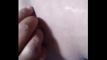 Lekuk Pusar Ranum Tante Desi Yang Menggoda