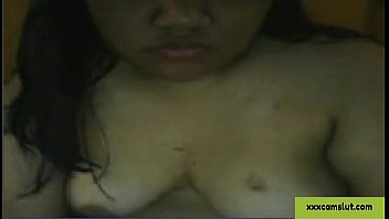 Gadis Asia Montok Siap Menggoda Di Webcam Gratis