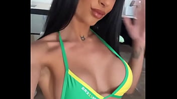 Adegan Panas Dengan Dannydxxx Untuk Brazzers Hari Ini Bikin Nafsu Membara