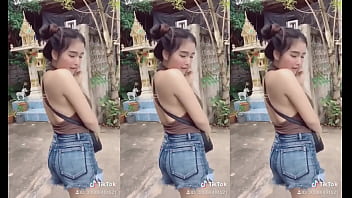 Gadis Asia Yang Menggoda Di Sesi Kedua