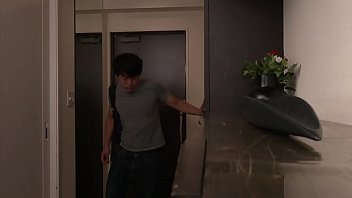 先っぽまで挿入させてくれる母とのギリギリ相姦 里崎愛佳