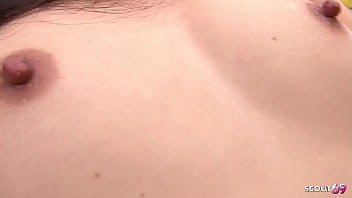 Gadis Jepang Perawan Pemalu Bercerita Pengalaman Pertama Kali Dihamili Dan Ditiduri Tanpa Sensor Dalam Film Porno Jav