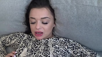 Batang Hitam Besar Menggila Di Dalam Kemaluan Istri Arabku