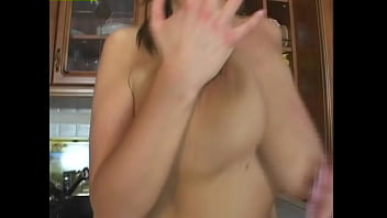 Sadarilah Betapa Seksi Para Milf Ini Ketika Mereka Bercinta Dengan Para Pria Muda!