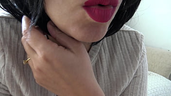 Gadis Mesir Berpayudara Besar Yang Suka Bicara Kotor