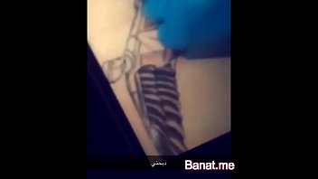 Gadis Arab Montok Dengan Payudara Besar Video Panas Menggoda