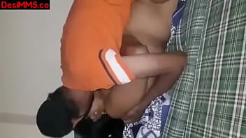 गर्म भारतीय भाभी की रसीली देह