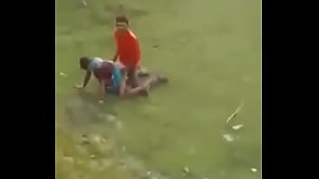 खुली हवा में जंगली सेक्स