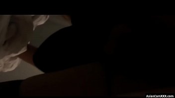 Gadis Tiongkok Bergairah Dalam Aksi Seks Grup Yang Liar