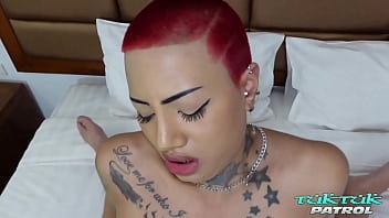 Gadis Thailand Nakal Suka Ditindas Kasar Di Atas Tuktuk