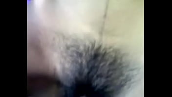 Gadis India Yang Menggoda Dengan Lekuk Tubuh Mempesona