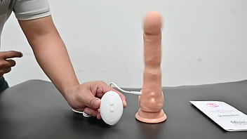 Uji Kualitas Dildo Dengan Remote Control Pengisi Daya, Getaran, Dan Fungsi Pemanas Dari Pabrik China.