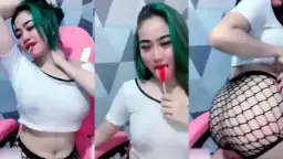 Coklat Basah Mei Yien Menggoda Dan Menggairahkan