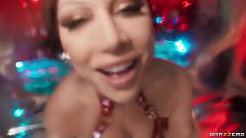 Ratu Tiga Arah Squirting Queenie Sateen / Brazzers / Masukkan Kode Xvpromo Di Situs Resmi Untuk Diskon Eksklusif