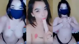 Tante Miya Mainin Payudara Besar Di Siaran Langsung