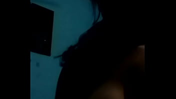 Desi Bhabhi Menggoda Dengan Membuka Semua Di Depan Kamera
