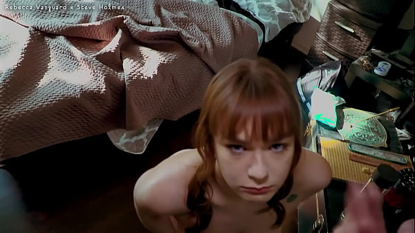 Steve Holmes Menghajar Putri Tirinya Dengan Kontol Raksasanya Yang Menggila