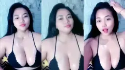 Keyla Panas Menggoda Saat Live Dengan Toge