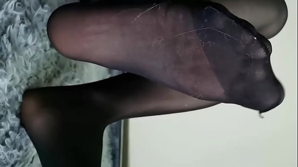 Asmr 渴望巨屌射满我的黑丝骚脚