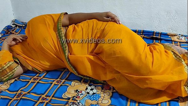 बुंदेलखंडी सास ने दामाद की गांड मरवाकर चखा पूरा मौज