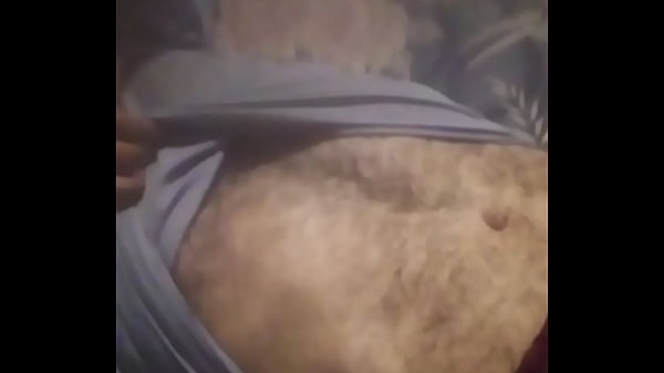 Gadis Arab Yang Menggoda Dengan Sorot Mata Yang Memikat