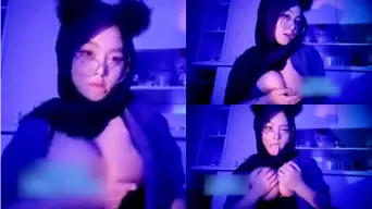Lyorichan Berhijab Remas Payudara Montoknya Yang Menggoda