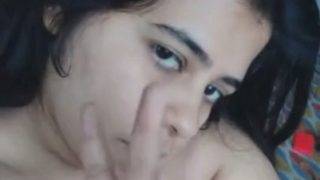Video Solo Desi Dengan Payudara Montok Menggoda
