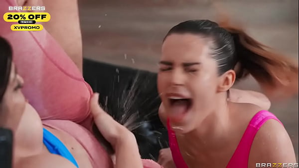 Klub Muncrat Brazzers: Keira Croft & Chanel Camryn Basahin Kamu, Pakai Kode Promo Xvpromo!