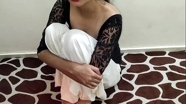Desi Mahasiswi Benggala Tersesat Digencet Kencang – Audio Jelas Adegan Panas India (roleplay)