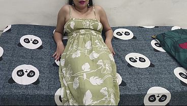 Pertama Kali Aku Bikin Video Mesra Dengan Jija Sali, Istriku Dan Adik Perempuannya Yang Cantik Di Kamarku