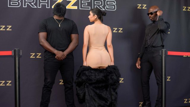 Brazzers – Nikmatnya Lubang Pantat Violet Yang Menggoda