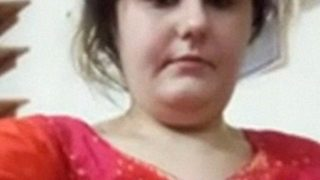 Pakistani Aunty Pamer Tetek Sama Memek Basah