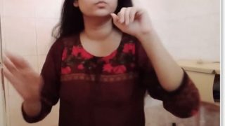Video Bugil Mandi Bhabhi Desi Rambut Panjang, Klip Panas Bikin Nafsu