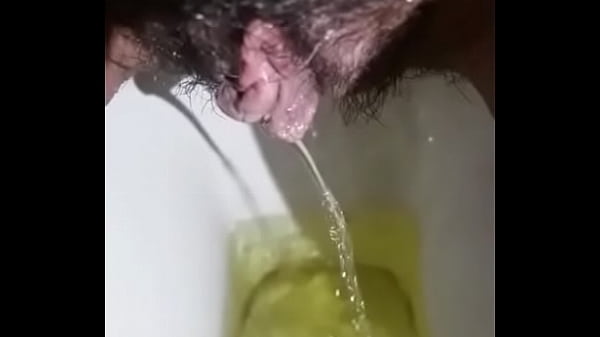 Cewek India Desi Ngocor Kencing Sambil Moans