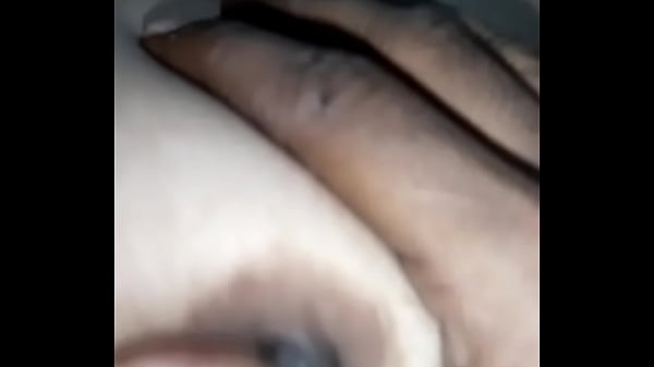 Hari Panas Bhabhi Desi Yang Menggoda