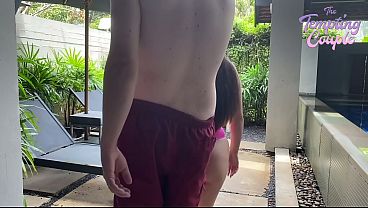 Gadis Thailand Menggoda Bawa Klien Bule Kontol Gede Untuk Dihisap, Ditiduri, Dan Sembur!