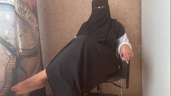 Gairah Arab Berhijab Menggoda