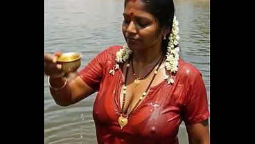 Desi Bhabhi Ai, Bikin Lo Makin Gregetan Sama Goyangannya Yang Bikin Nafsu Naik.
