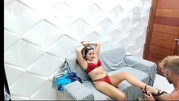 Mertuaku Yang Masih Muda Sendirian Di Rumah, Haus Kasih, Begitu Aku Datang Dia Langsung Merayuku Untuk Menikam Pantat Sempitnya Sampai Aku Memuntahkan Semua Di Dalam. Vagninho E Vivi Si Nakal.