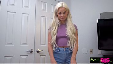 Si Cantik Pirang Nakal Elsa Jean: “kasih Duit Lu, Biar Gw Hisap Kontol Sampai Kering”
