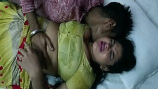 Tukang Servis Tv Ngentot Habis-habisan Sama Boudi Montok Di Video Bokep Bangla